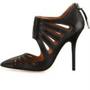 L.A.M.B. Kegan Black Leather Pumps